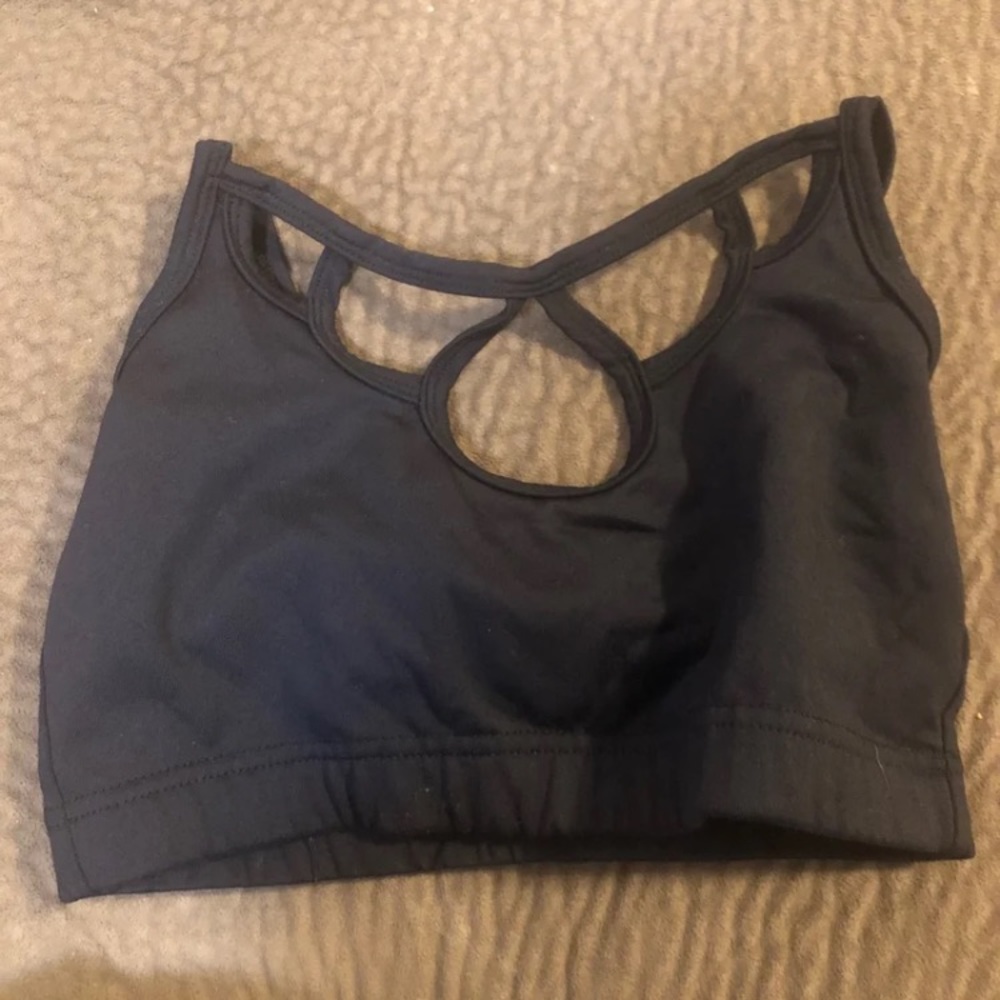 Sports bra